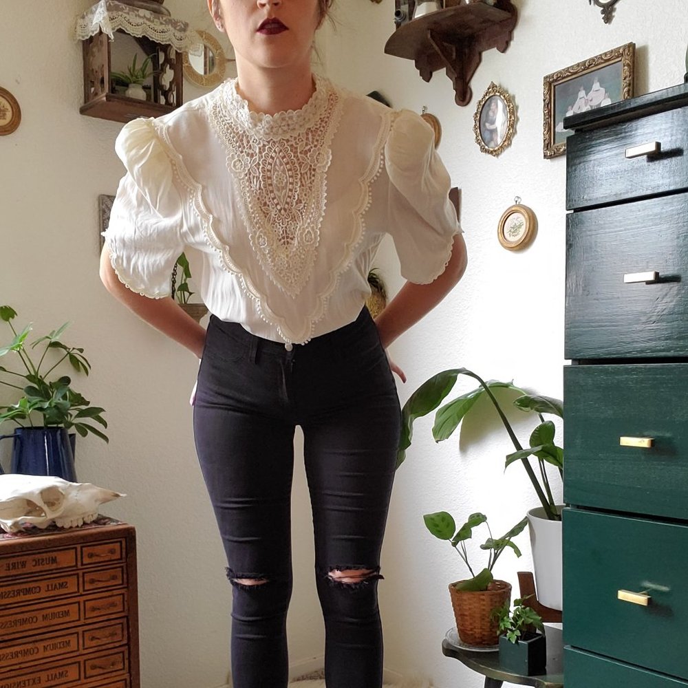 vintage Edwardian style lace blouse - Picture 3 of 10